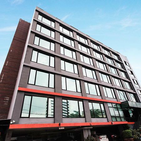 B2 Bangkok - Srinakarin Hotel Екстериор снимка