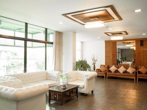 B2 Bangkok - Srinakarin Hotel Екстериор снимка