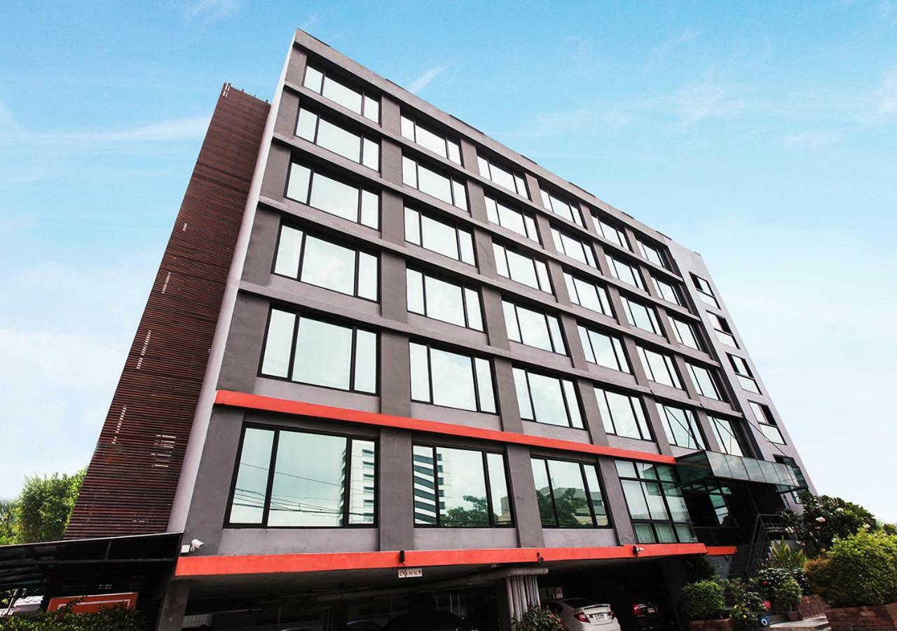 B2 Bangkok - Srinakarin Hotel Екстериор снимка